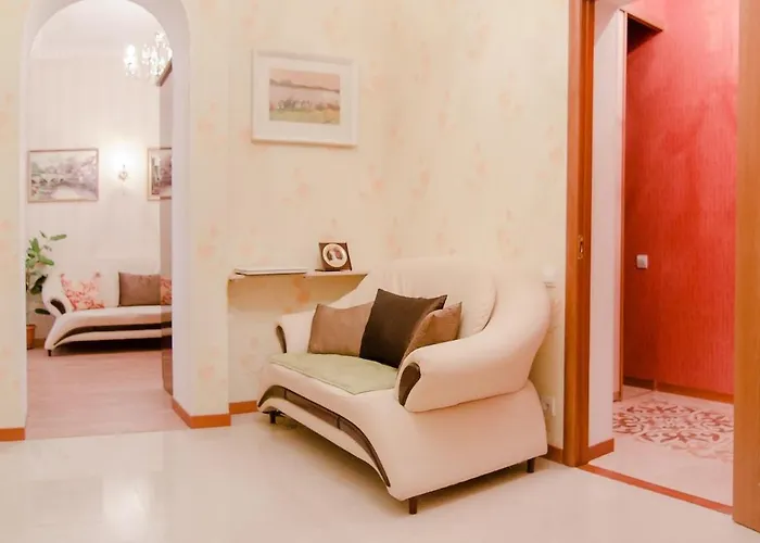 на дерибасовской,рядом с оперным театром Apartment